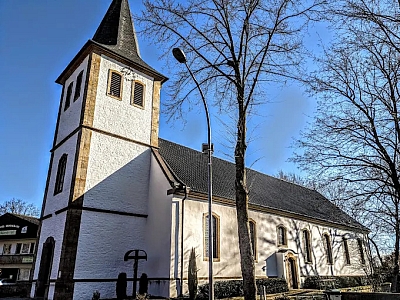 Turm der Pfarrkirche St. Peter und Paul in Halverde